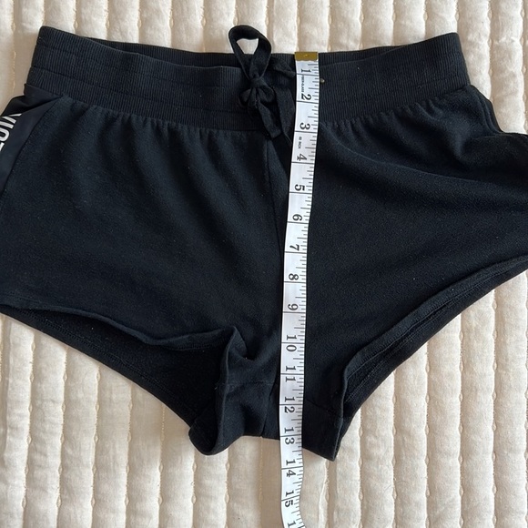 Victoria’s Secret Sport drawstring short size Small - Picture 5 of 9